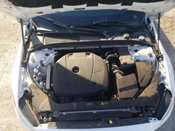 Volvo S60 III Sedan 2.0 T5 250KM 2020 Volvo S60 T5 R-Design 2020 2.0l 2.0 Benzyna 250KM, zdjęcie 6