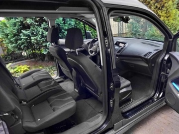 Ford Tourneo Connect II Standard 1.6 Ecoboost 150KM 2015 FORD TOURNEO CONNECT / GRAND TOURNEO CONNECT Kombi 1.6 EcoBoost 150 KM, zdjęcie 1