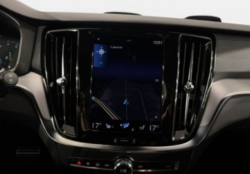 Volvo V60 II  2021 Volvo V60 VAT 23 R-Design 2.0 B4 197KM automat 2021 r., salon PL, I wlasci, zdjęcie 22