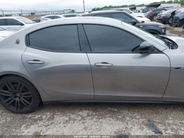 Maserati Ghibli III 2021 Maserati Ghibli S Q4 2021 3.0l 3.0 Benzyna 424KM, zdjęcie 6