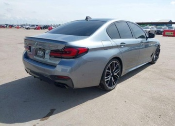 BMW Seria 5 G30-G31 2021 BMW Seria 5 2021, 4.4L, 4x4, M550i, od ubezpieczalni 4.4 Benzyna 523KM, zdjęcie 6