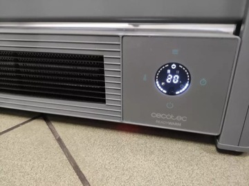 Электрический радиатор для ванной комнаты Cecotec Ready Warm 9780 Ceramic Towel. 2000 г.
