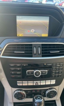 Mercedes Klasa C W204 Limuzyna 1.8 180 CGI BlueEFFICIENCY 156KM 2011 Mercedes-Benz Klasa C 1,8 benzyna 156KM, Automat, Idealny Stan, Bardzo Zad, zdjęcie 22