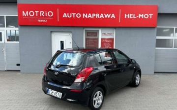 Hyundai i20 I Hatchback 5d Facelifting 1.2 DOHC 85KM 2013 Hyundai i20 2013 Klimatyzacja 5 drzwi Bezwypadkowy Zarejestrowany w PL, zdjęcie 7