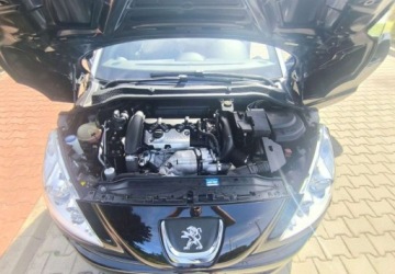 Peugeot RCZ Coupe 1.6L THP 16v 200KM 2012 Peugeot RCZ Peugeot RCZ 1.6 200 THP GT-Line 1.6 Benzyna 200KM, zdjęcie 17