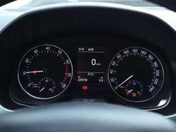 Skoda Fabia III Kombi 1.0 TSI 95KM 2018 Skoda Fabia 1.0 TSI, Salon Polska, VAT 23%, Klima, zdjęcie 10