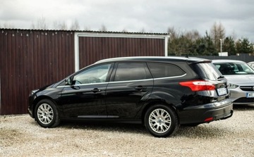 Ford Focus III Kombi 1.6 Duratorq TDCi DPF 115KM 2012 Ford Focus 1.6 TDCI 115KM PDC Navi Led grzana szyba serwis ASO 1.6 Diesel, zdjęcie 11