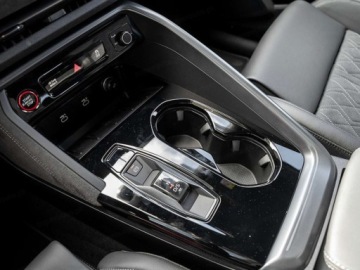 Audi Q5 II SUV Facelifting 2.0 40 TFSI MHEV 204KM 2026 2.0 TFSI quattro S line (204 KM) Hak holowniczy, zdjęcie 11