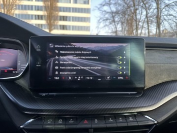 Skoda Octavia IV Kombi 2.0 TDI SCR 200KM 2021 Skoda Octavia RS 2.0 TDI 200KM 4x4 Hak Sound Syste, zdjęcie 20