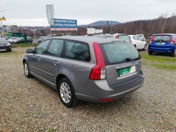 Volvo V50 1.6 DRIVe 109KM 2008 Volvo V50 II 1.6D Momentum, zdjęcie 4