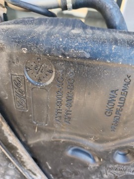 B-MAX 12-17 TITANIUM NÁDRŽ PALIVA 1.4 16V