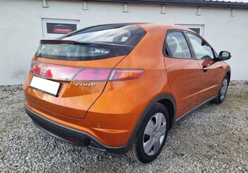 Honda Civic VIII Hatchback 5d 1.4 i 83KM 2007 Honda Civic SLICZNY 1.3 Benzyna BOGATA WERSJA Oryginal WYJATKOWY Serwis 20, zdjęcie 1