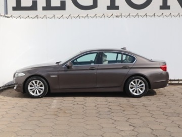 BMW Seria 5 F10-F11 Limuzyna 520d 184KM 2012 BMW 5 520d, 181 KM, Automat, Skóra, Xenon, zdjęcie 2