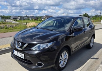 Nissan Qashqai II Crossover 1.2 DIG-T 115KM 2014 Nissan Qashqai Nissan Qashqai II 1,2 DIG-T 116 KM Acenta Serwisowany Kamer