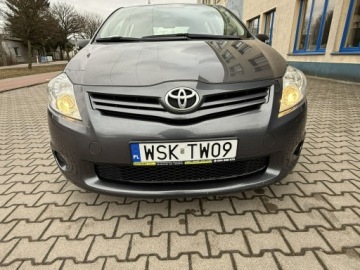 Toyota Auris I Hatchback 5d Facelifting 1.4 D-4D 90KM 2012 Toyota Auris 1.4D-4D Lift 2012r Klimatyzacja, zdjęcie 12