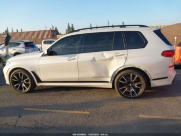 BMW X7 2022 BMW X7 2022 r., 3,0L XDRIVE40I 3.0 Benzyna 335KM, zdjęcie 14
