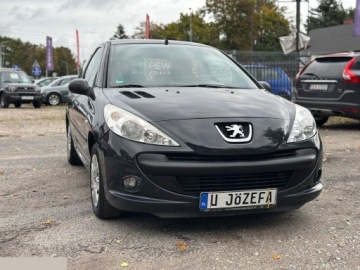 Peugeot 206 Hatchback 5d + 1.4 75KM 2010 Peugeot 206 plus 1.4 benzyna 75KM 2010r, zdjęcie 3