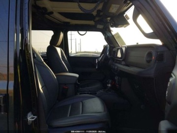 Jeep Gladiator 2024 Jeep Gladiator Mojave X 2024 3.6 Benzyna 285KM, zdjęcie 10