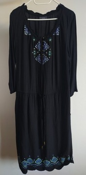 L 40/42 tall czarna rozkloszowana sukienka z wiskozy z haftem i nadrukiem