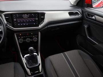 Volkswagen T-Roc I SUV 1.5 TSI ACT 150KM 2021 VW T-Roc 1.5 TSI, Salon Polska, Klima, zdjęcie 7