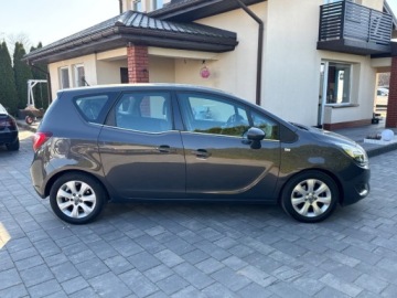 Opel Meriva II Mikrovan Facelifting 1.4 Turbo ECOTEC 120KM 2015 Opel Meriva 1.4 Benz 120KM, Zadbany, Bogato Wyposazony 1.4 Benzyna 120KM, zdjęcie 3