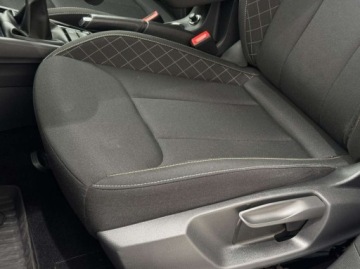 Skoda Scala Hatchback 1.5 TSI 150KM 2023 Skoda Scala Ambition CarPlayAndroid Auto LED Czujniki parkowania 1.5, zdjęcie 9