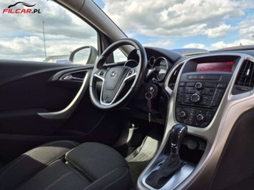 Opel Astra J Sports Tourer 1.6 Twinport ECOTEC 115KM 2011 Opel Astra GWARANCJA AUTOMAT Drugi komplet kol 1.6 Benzyna Mozliwa zamian, zdjęcie 8