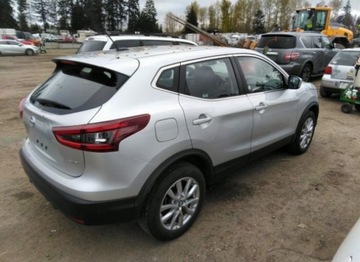 Nissan Qashqai III 2022 Nissan Qashqai 2022, 2.0L, 4x4, od ubezpieczalni, zdjęcie 3