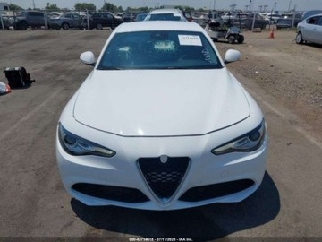 Alfa Romeo Giulia II Sedan Facelifting 2.0 Turbo 280KM 2020 Alfa Romeo Giulia 2020 Alfa Romeo Giulia RWD 2.0 Benzyna 280KM, zdjęcie 11