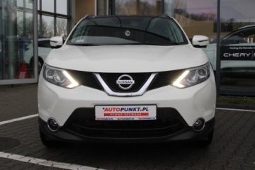 Nissan Qashqai II Crossover 1.6 DIG-T 163KM 2015 NISSAN Qashqai TEKNA 1.6 T 163KM, zdjęcie 1