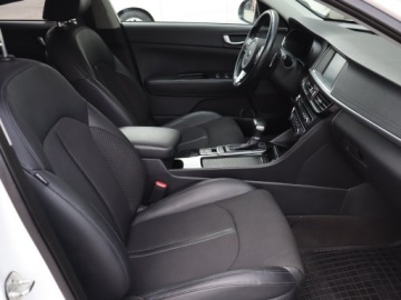 Kia Optima II Kombi 1.7 VGT CRDi 141KM 2018 Kia Optima 1.7 CRDI, Salon Polska, Serwis ASO, zdjęcie 8