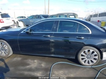 Mercedes Klasa E W213 2022 Mercedes-Benz Klasa E E 350 2.0 Benzyna 255KM, zdjęcie 3