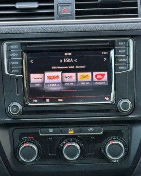 Volkswagen Jetta VI Sedan Facelifting 2.0 TDI 110KM 2016 Volkswagen Jetta Salon Polska ,Czujniki parkowania, FV-VAT 23 2.0 Diesel, zdjęcie 8