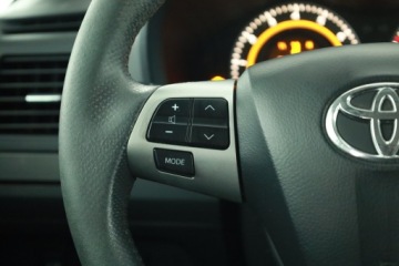 Toyota Auris I Hatchback 1.6 Valvematic 132KM 2010 Toyota Auris 1.6 Valvematic, Salon Polska, zdjęcie 11