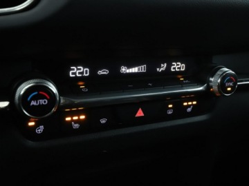 Mazda CX-30 2.0 SKYACTIV-G 150KM 2022 Mazda CX-30 mHEV automat 4x4 full LED klima auto, zdjęcie 29
