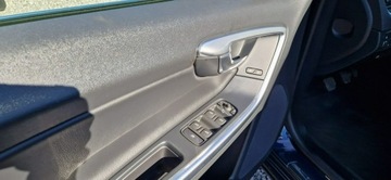 Volvo V60 I Kombi Facelifting 2.0 D4 DRIVE-E 181KM 2015 Volvo V60 Jeden Właściciel 2.0 181KM D4, zdjęcie 36