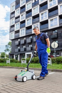 Краска для окраски дорог, полос движения и путей сообщения, 12 шт. + тележка