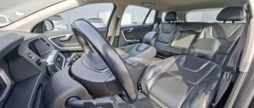 Volvo V60 I 2013 Volvo V60 Volvo V60 D6 AWD Plug-in Hybrid Summum 2.4 Hybryda Plug-in 220KM, zdjęcie 18