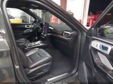 Ford Explorer VI 2022 Ford Explorer Platinum 2022 3.0 Benzyna 400KM, zdjęcie 9