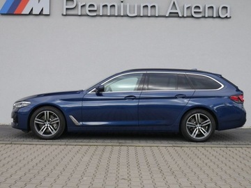 BMW Seria 5 G30-G31 Touring Facelifting 2.0 530i 252KM 2021 BMW 530 FV-23%, Hak, Skrętna oś, Fotele komfortowe, zdjęcie 21