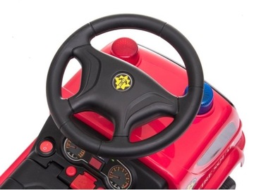 Поездка на автомобиле по пожарной части. Пушка, мыльные пузыри, звуки петухов.