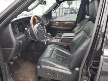 Lincoln Navigator III 2024 Lincoln Navigator 2024 3.5l 3.5 Benzyna 440KM, zdjęcie 7