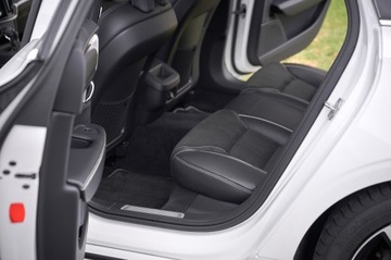 Volvo V90 II Kombi 2.0 D4 190KM 2018 R-DESIGN _ PANORAMA _KAMERA_ MEGA WYPOSAŻENIE, zdjęcie 27