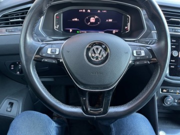 Volkswagen Tiguan Allspace SUV 2.0 TDI 190KM 2020 Volkswagen Tiguan Allspace 2.0 diesel 190 KM automat 4 Motion R - LINE, zdjęcie 21