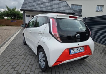 Toyota Aygo II Hatchback 5d 1.0 VVT-i 69KM 2016 Toyota Aygo Swiezo sprowadzony, zarejestrowany. Benzyna 69KM, zdjęcie 5