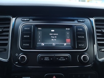 Kia Carens IV Minivan Facelifting 1.7 VGT CRDI 115KM 2017 Kia Carens 1.7 CRDi, Klima, Klimatronic, Tempomat, zdjęcie 11