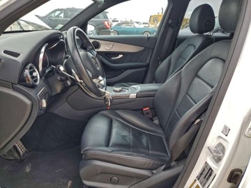 Mercedes GLC C253 2019 Mercedes-Benz GLC 300 2019 2.0l 2.0 Benzyna 255KM, zdjęcie 7