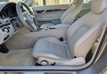 Mercedes Klasa E W212 Coupe 200 CGI BlueEFFICIENCY 184KM 2011 Mercedes-Benz Klasa E Wzorowy E 200 Coupe - 121Tkm - Bezwypadkowy 1.8, zdjęcie 21