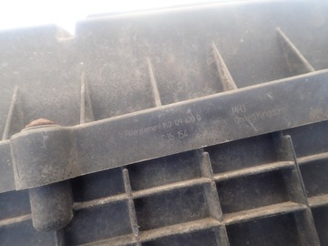 КОРПУС КРЫШКИ ВОЗДУШНОГО ФИЛЬТРА VW GOLF V 1K0