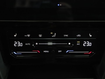 Volkswagen Arteon Fastback Facelifting 2.0 TDI 200KM 2022 Volkswagen Arteon Shooting Brake 2.0 TDI 200KM R-L, zdjęcie 18